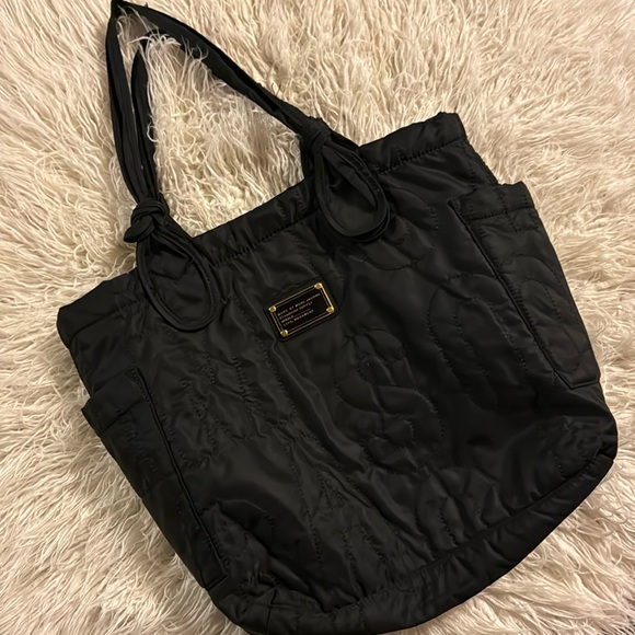 Marc Jacobs Handbags - Marc Jacobs quilted tote bag
